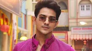 Pandya Store fame Rohit Chandel opens up on sharing screen with Aditya Narayan Thumbnail