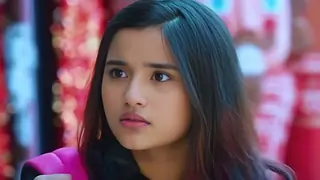Anupamaa: Aadhya aka Choti Anu acts disrespectfully towards Anupamaa Thumbnail