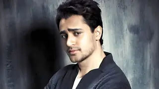 Imran Khan opens about his absence from acting for several years and the possible sequel to 'Jaane Tu..." Thumbnail