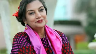 Her character in 'Lahore 1947' is a central character: Rajkumar Santoshi on Shabana Azmi  Thumbnail