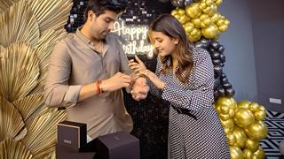 Lockupp Fame Anjali Arora surprises Boyfriend on his Birthday with a stylish Rado watch worth Rs 2 Lakh thumbnail