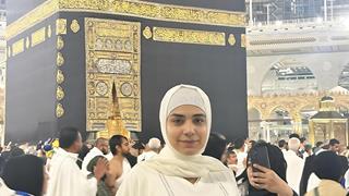 Khatron Ke Khiladi 13 fame Anjum Fakih feels extremely pleased as she completes her first Umrah at Mecca 