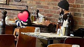 Virat Kohli & Vamika's spotted enjoying meal in London cafe