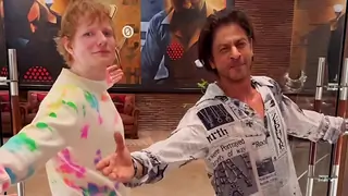 Ed Sheeran imitates Shah Rukh Khan's iconic arm spreading gesture with him; social media goes bananas - WATCH Thumbnail