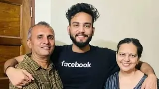Elvish Yadav's parents, in media interactions, break down and proclaim his innocence