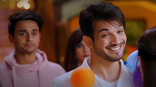 “I think of my son’s playful expressions while playing the child-like Shiv” said Arjun Bijlani thumbnail