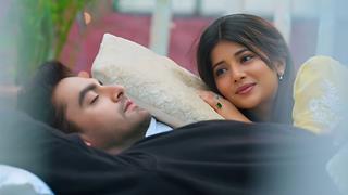 Yeh Rishta Kya Kehlata Hai: Abhira greatly admires Armaan when he is asleep