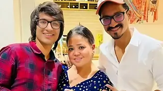 Bharti Singh, Harssh and Sourav Joshi unveil music video poster Thumbnail