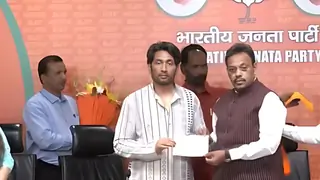 Shekhar Suman joins Bharatiya Janata Party (BJP) at the party headquarters in Delhi amid ongoing elections thumbnail