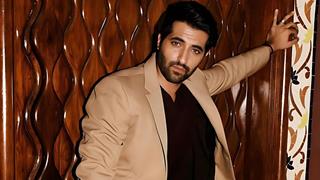 Akshay Oberoi on the pap culture: "I realize now that it's my own insecurity not the media's fault" thumbnail