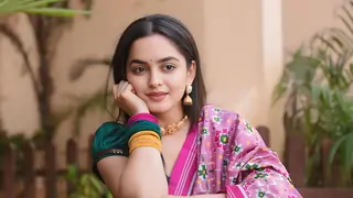 Neha Harsora, aka Sailee of Udne Ki Aasha, says, "In real life too, I am similar to Sailee"  Thumbnail