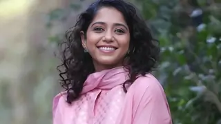 Yashashri Masurkar on location sharing on social media thumbnail
