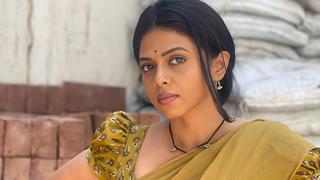 Why does Rutuja Bagwe advice her character Vaiju to not break her heart? Thumbnail