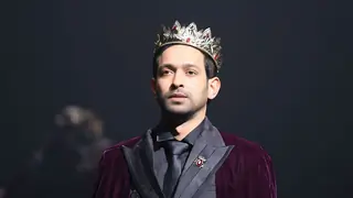 Vikrant Massey transforms in 'Blackout': A role like never before, says director Devang Bhavsar Thumbnail