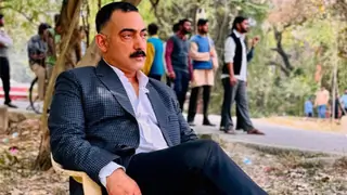 Manav Vij on his shooting experience for 'Gaanth':  I found myself giggling between takes and I had to......" Thumbnail