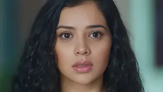 Anupamaa: Drama Unfolds as Shruti Sees Anuj's Name in Anupama's Mehendi Thumbnail