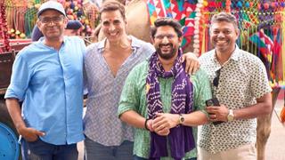 Jolly LLB 3 Wraps Up: Makers celebrate with Akshay Kumar and Arshad Warsi - PICS thumbnail