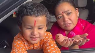 Bharti Singh and her son Gola's sweet moment with the paparazzi is absolutely adorable; WATCH VIDEO thumbnail