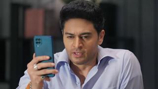 Anupamaa: Anupama provides support as Anuj falls apart over business crisis thumbnail