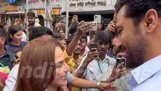 Vicky Kaushal And Esha Deol exchange greetings as they bump into each other at Lalbaugcha Raja