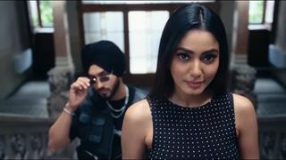 Bigg Boss OTT 3 Winner Sana Makbul teams up with Rohanpreet Singh for music video 'Kaala Maal' Thumbnail