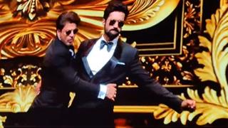 IIFA 2024: Shah Rukh Khan and Vicky Kaushal dancing to Pushpa's Oo Antava takes social media by surprise thumbnail