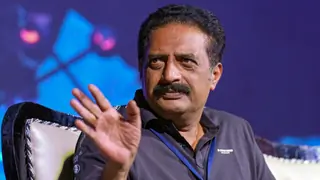 Producer Vinod Kumar accuses Prakash Raj of unprofessional behavior; claims Rs 1 Crore loss Thumbnail
