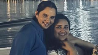 BFFs Parineeti Chopra and Sania Mirza’s meet up is all about Friendship goals thumbnail