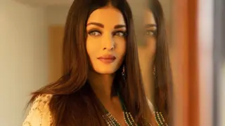 Aishwarya Rai follows just one person on Instagram amid separation rumours with Abhishek- FIND OUT