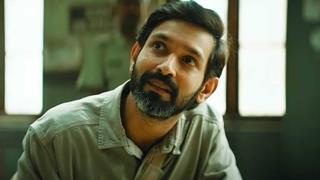 "Log kehte hain Musalman khatre mein hai," says Vikrant Massey on The Sabarmati Report. thumbnail