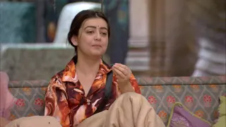 Bigg Boss 18: Chaahat Pandey refuses to do kitchen duties Thumbnail
