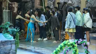 Bigg Boss 18: Wild Card entrants ignite passion and tensions Thumbnail