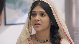 Durga – Atoot Prem Kahani: Anurag's condition improves as Durga's role in saving him is exposed thumbnail