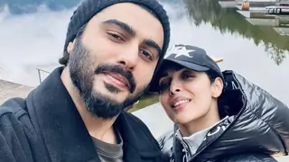 Arjun Kapoor confesses sending late-night texts to his ex, post confirming breakup with Malaika Arora Thumbnail