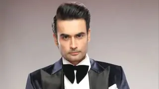 Salman Khan hints at Vivian Dsena joining Laughter Chef next season Thumbnail