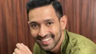 Vikrant Massey drops first social media post after taking retirement from acting Thumbnail