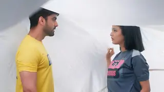 Yeh Rishta Kya Kehlata Hai: Abhira finally ends her silence and reaches out to Armaan Thumbnail