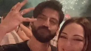 Sonakshi Sinha gets schooled for lecturing about air pollution on Diwali but enjoying fireworks on New Year Thumbnail