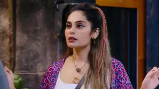 Bigg Boss 18: Shrutika Arjun evicted in shocking mid-week elimination Thumbnail