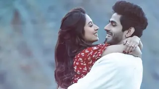 YRKKH’s Rishabh Jaiswal PROPOSES to girlfriend Shreya Kalra, netizens say, ‘music video lag raha hai’ thumbnail