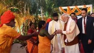  Chiranjeevi celebrates Pongal in Delhi with PM Narendra Modi- PICS Thumbnail