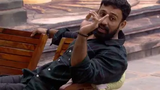 Rajat Dalal on his remarks on Eisha Singh & Vivian Dsena on Elvish Yadav's 'Phodcast': 'Roast hai, aarti..' Thumbnail