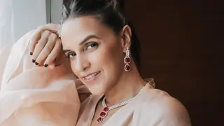Neha Dhupia faints and suffers a 'minor health scare' amid shooting on Roadies sets Thumbnail