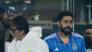 Amitabh Bachchan and Abhishek Spotted together at IND vs ENG 5th T20 Mumbai; Fans miss Aishwarya Rai Thumbnail
