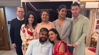 Priyanka Chopra, Nick pose with the newlyweds Siddharth & Neelam and their clan in a perfect family portrait
