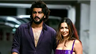 Arjun Kapoor gives a surprising reaction after fan shouts Malaika’s name at a promotion event - WATCH Thumbnail
