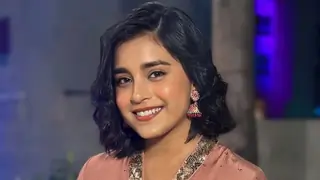 Sumbul Touqeer Khan FIRES BACK at Trolls for comparing her with an oversized model Thumbnail