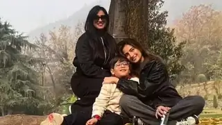 Shweta Tiwari Hilariously Reveals Why She ‘Can’t Afford’ Another Daughter After Palak Tiwari Thumbnail
