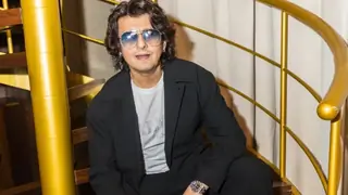 Sonu Nigam Responds to Stone-Throwing Incident During Delhi University Festival Performance