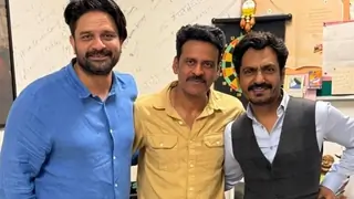 Jaideep, Nawazuddin & Manoj Bajpayee's pic causes Internet frenzy: 